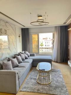 The university view apartment 2 - 4