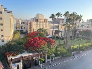 The university view apartment 2 - 8