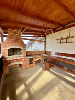 Milea's Guesthouse - 8