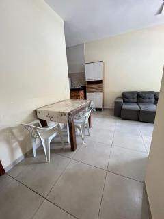 Apartamento com piscina e churrasqueira a 600m da praia - 4