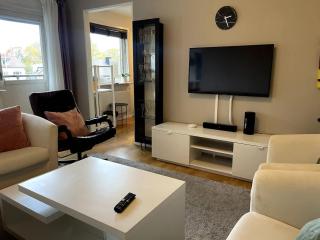 Home in the Heart of Gothenburg - 3BR - For Family Workers - 0