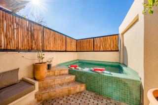 Riad Exotika a Oasis with Pool, 7 min to Jemaa El Fna - 0