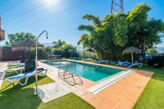 Cubo's Casa Rural Tirado & Heated Pool - 3