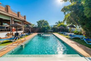 Cubo's Casa Rural Tirado & Heated Pool - 8