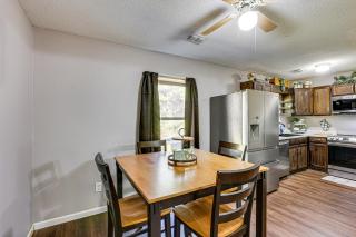12 Mi to Dtwn Savannah Remodeled Family Getaway! - 4