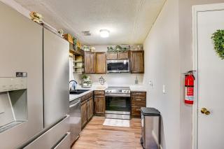 12 Mi to Dtwn Savannah Remodeled Family Getaway! - 2