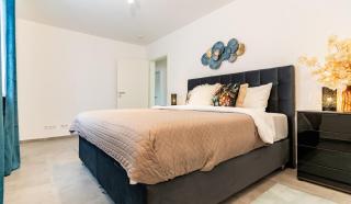 3BR, 1BA apt w walk-in closet, AC, near RAB - 2