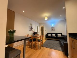 Spacious 1 bedroom apartment for 5 people in London - 3