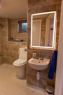 1 Bedroom studio with free parking - 2