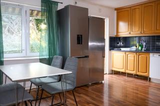 Peaceful House Outside Gothenburg - 4 BR - Parking - Close to Nature - 8