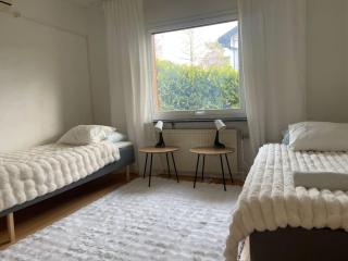 Workers Great Villa - 8 Beds - 2 Bath - Near Volvo - Göteborg - 1