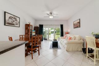 Cosy 1Bed with Pool, Sea & Dining close - George Town - 5
