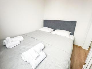 Cheyf in Willson's alley - 3