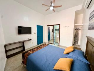 Colonial Home with Private Terrace and Jacuzzi - 1