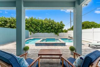 The Havens at Beach Street - Private Family Beach House - 9