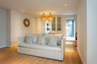 Feel PDL Suite 1 (City Center) - 3