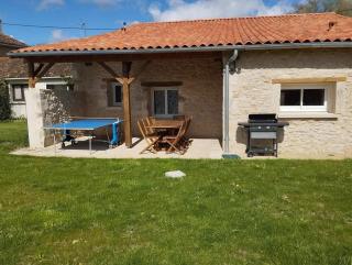 Maison conviviale avec jardin à Saint-Maurice-la-Clouère - 6