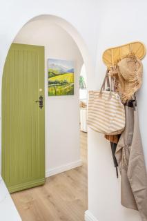Stylish, recently renovated holiday home in Tokai - 8