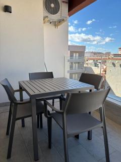 Apartment with rooftop pool 150 m from the beach - 2