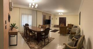 Tagamoa 3-BR Apt near Cairo Airport, GUC & AUC - 9