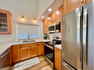 Maui Kamaole J212 - 6