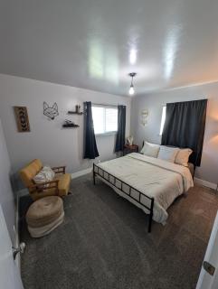 Cozy Mountain Home - 1