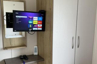 FamilyFriendly-8Berth-FreeParkingSpot-CloseToBeach - 2