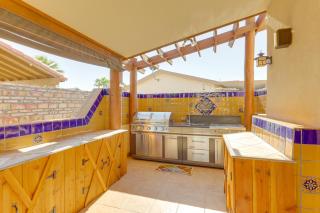 Mtn-View Casita with Rooftop Deck and Patio in Yuma! - 9