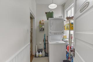 Riverside Ginkgo House - 1