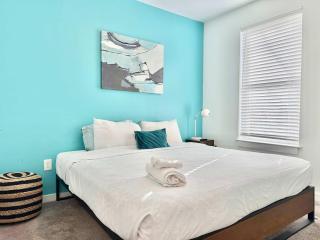 Brand-new Parkview with Balcony in Old Fourth Ward 542Blvd - 7