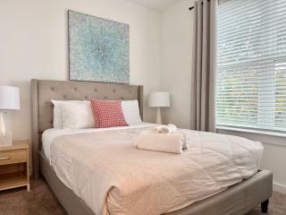 Luxury New Penthouse Roof Balcony Washer Dryer B406 - Atlanta - 2