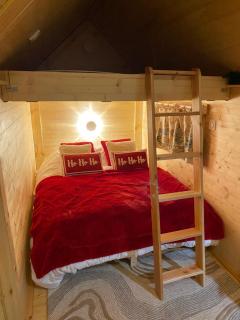 Santa Kota, Christmas cottage - 9