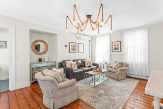 Coates Townhome 3BR Historic Home Near Mystic Seaport - 0