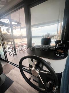 Winterauszeit - Hausboot mit Kamin - 7