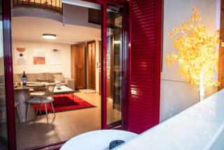 Tollmere Hospitality Λύχνος suite - 8