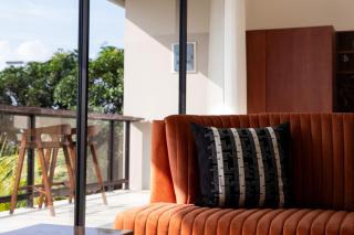 PALM FOUR - Curated Residences 3 - 1