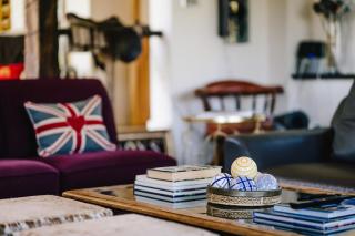 The Long Barn, a stylist barn conversion on a farm - 8