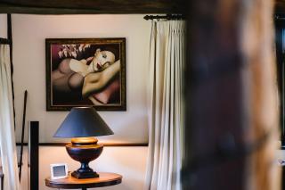 The Long Barn, a stylist barn conversion on a farm - 5