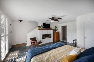 Harbor Ridge - Lakefront Retreat, Great Views, Pool and Dock Access! - 8