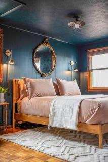 Riverwood - James River Cabin, Riverfront with Hot Tub and Mountain Views! - 7