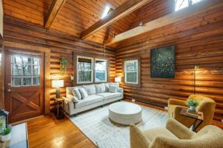 Riverwood - James River Cabin, Riverfront with Hot Tub and Mountain Views! - 1