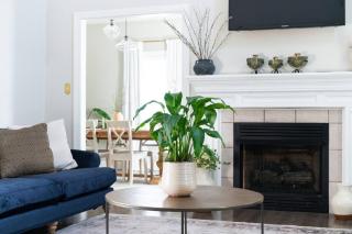 The Wyndsong - Cozy Patio, Fire Pit and Work Space! - 6