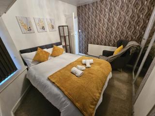 3 Bedrooms Sleeps 7 Free Parking - 5