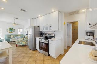 Sea's The Day - Anna Maria - 3