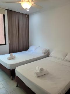 Apto en EL Cabrero, Edificio Manzanillo del Mar - 6