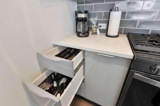 Amazing Midtown 2 bdrm - 2