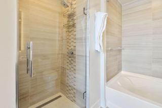 Amazing Midtown 2 bdrm - 2