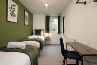 Modern Comfort 3BR Home for 7 Free Parking - 5