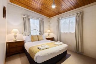 Swansea Cottages & Lodge Suites - 4