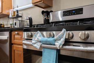 Cozy, Spacious Home Near Downtown Boston - 5